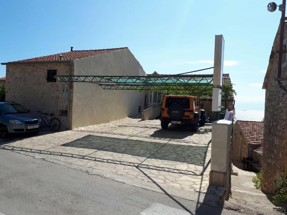 Apartments With A Parking Space Ivan Dolac, Hvar - 8753 Екстер'єр фото